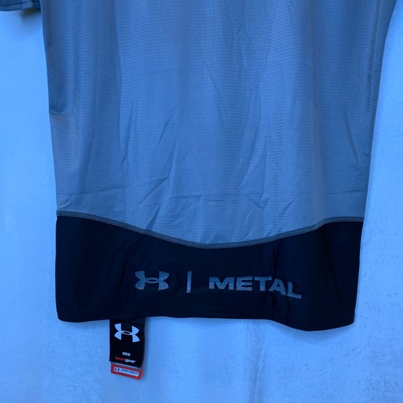 BNWT Under Armour METAL black compression/fitted Heatgear™️ short sleeve t-shirt - Picture 4 of 10